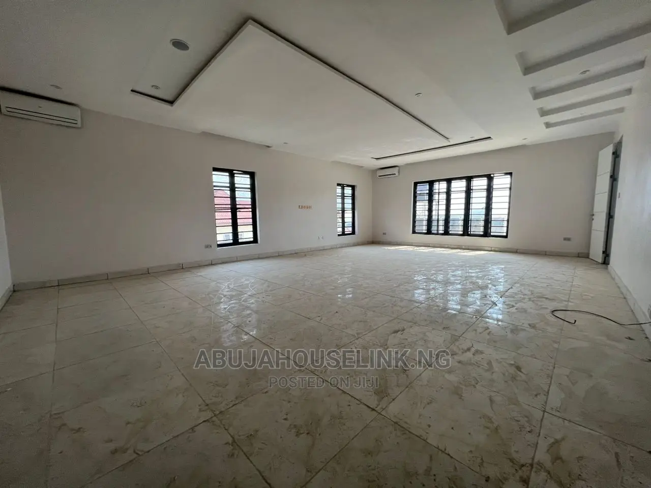 5bdrm Duplex in Katampe Extension for sale in Katampe Extension