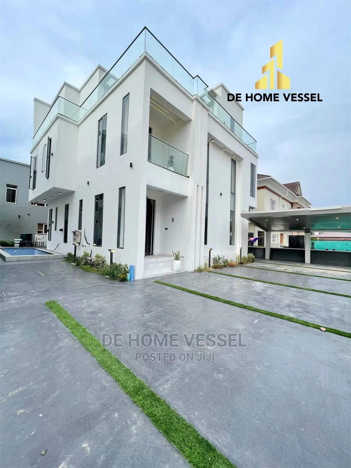 5bdrm Duplex in Osapa London for Sale in Osapa london