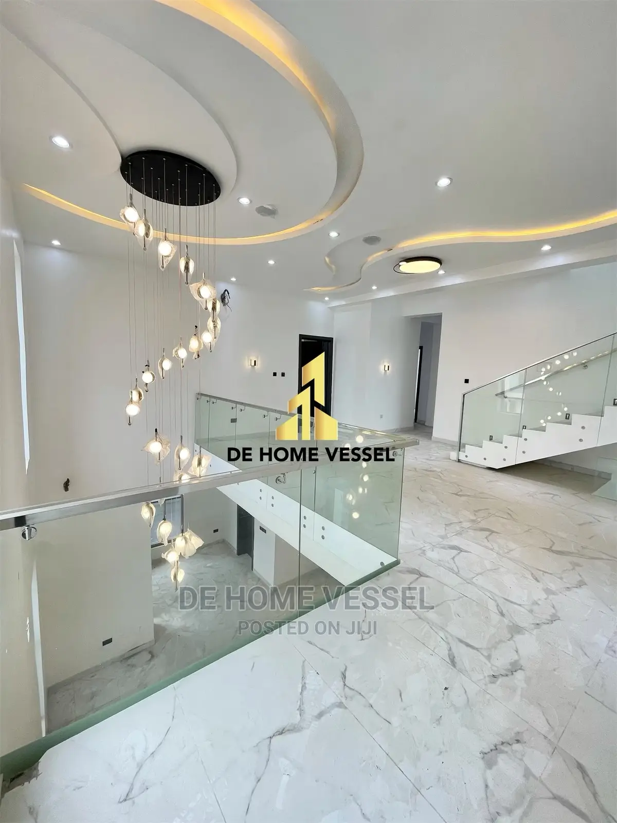 5bdrm Duplex in Osapa London for Sale in Osapa london