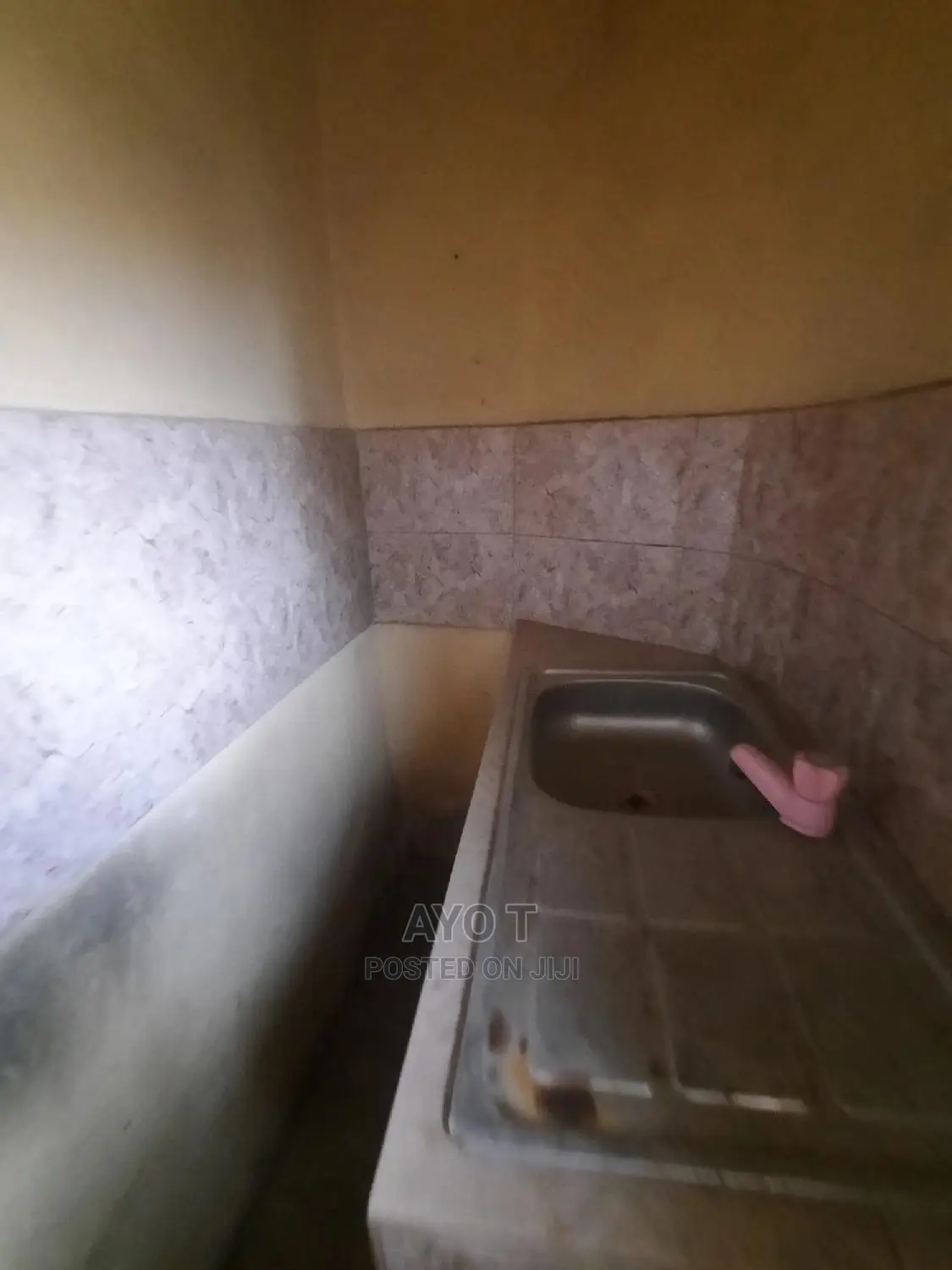 Studio Apartment in Bariga for rent in Bariga / Shomolu