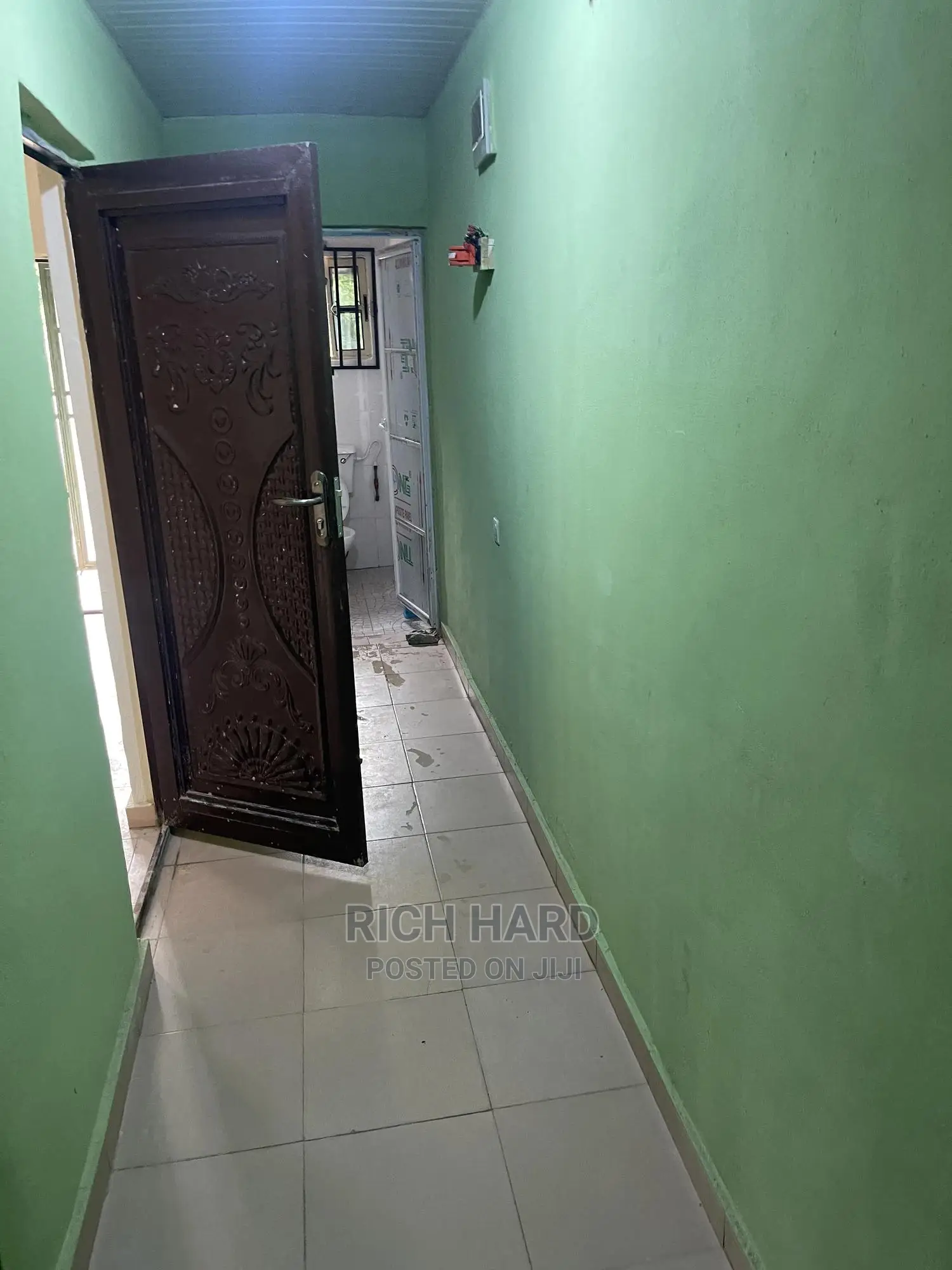 Room and Palor Shortlet in Benin City