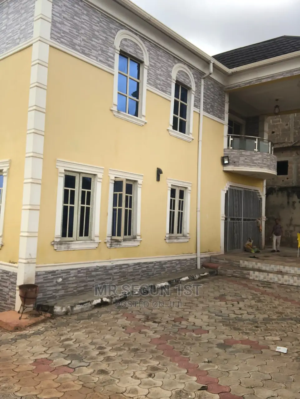 5bdrm Duplex in Ado Residential, Akala Express for sale in Akala Express