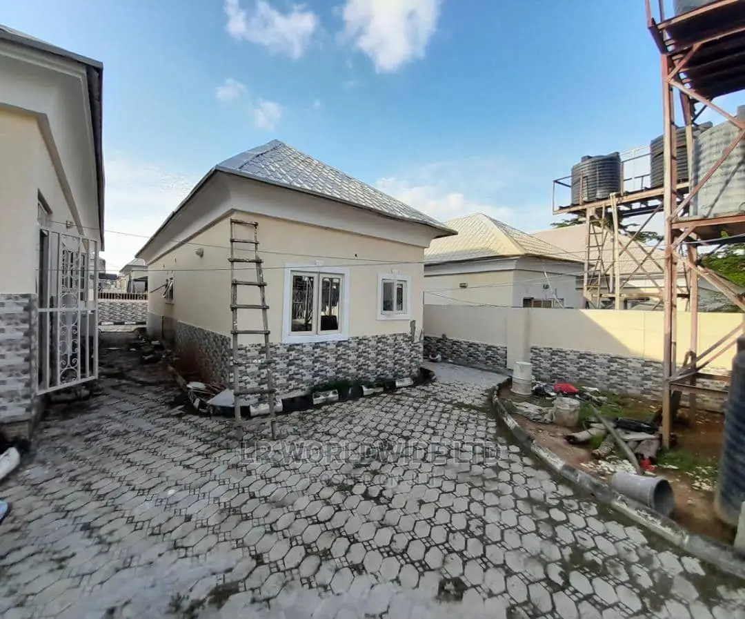 3bdrm Bungalow in Forte Royal, Lugbe District for sale in Lugbe District