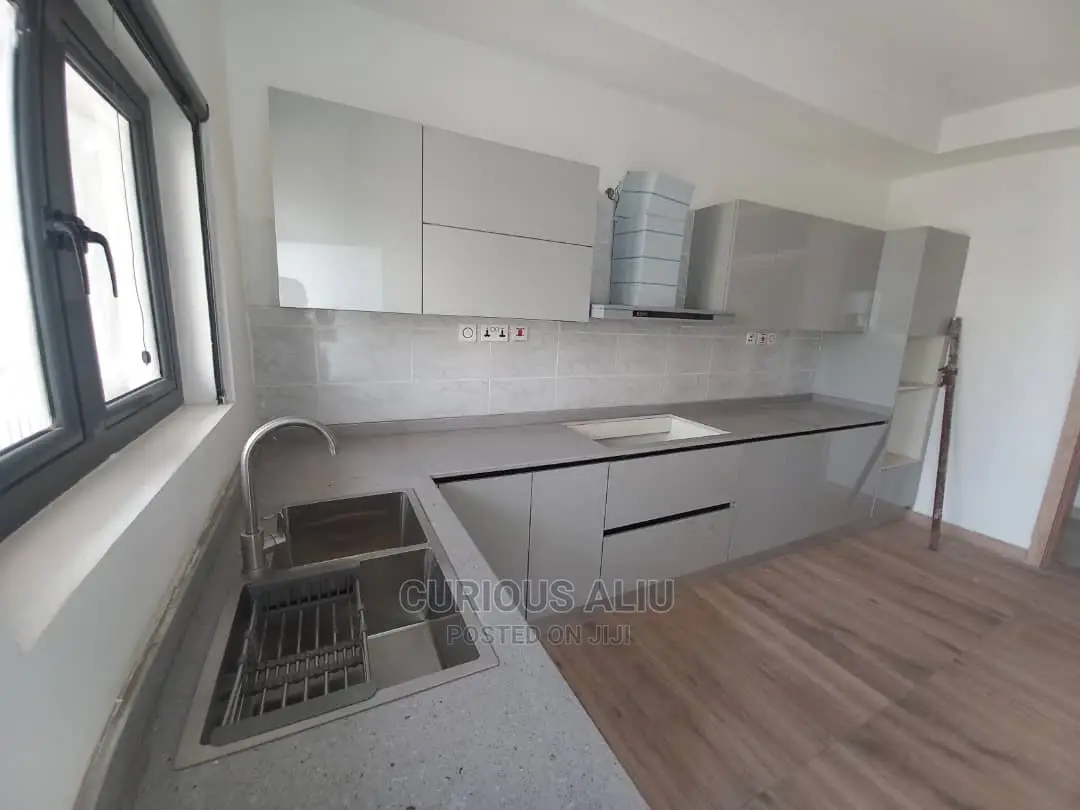 2bdrm Block of Flats in Urban Shelter, Life Camp for rent in Life Camp