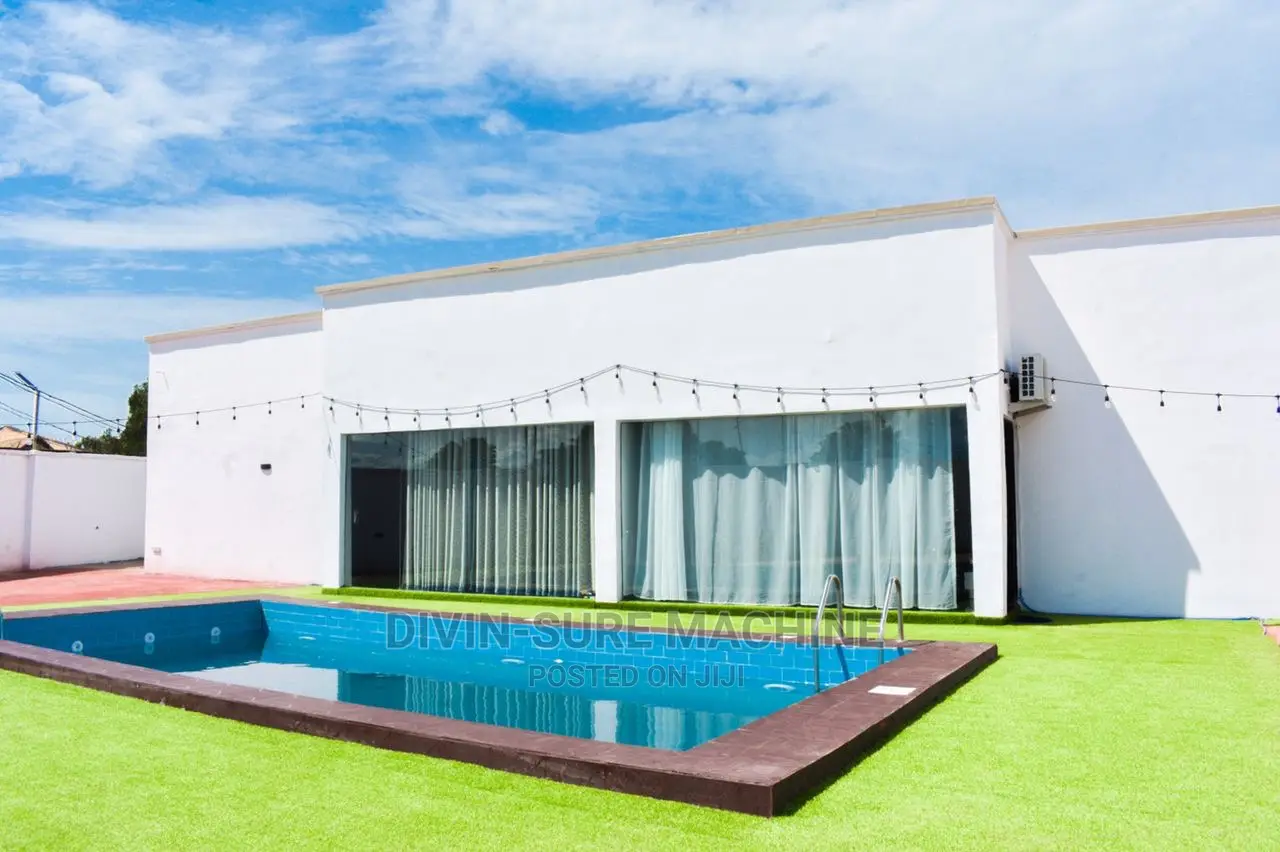 2 Bedroom Apartment With Swimming Pool in Gwagwalada