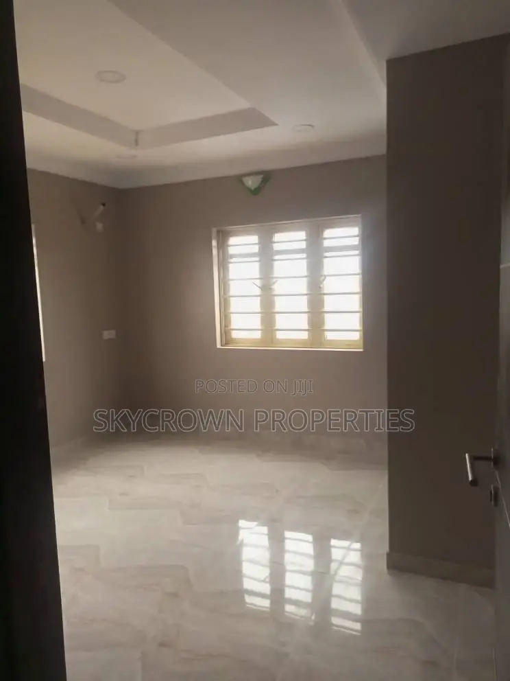 3bdrm Apartment in Ebunoluwa Area, Osogbo for Rent in Osogbo
