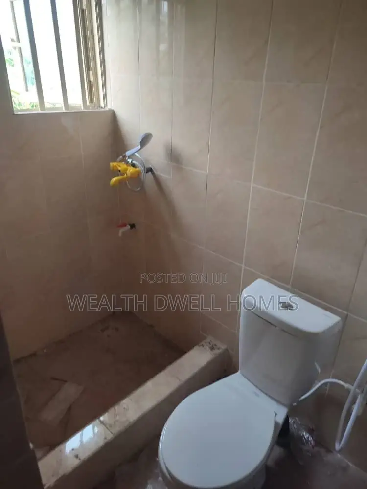 Furnished 2bdrm Block of Flats in Oba Ile Estate, Akure for rent in Akure