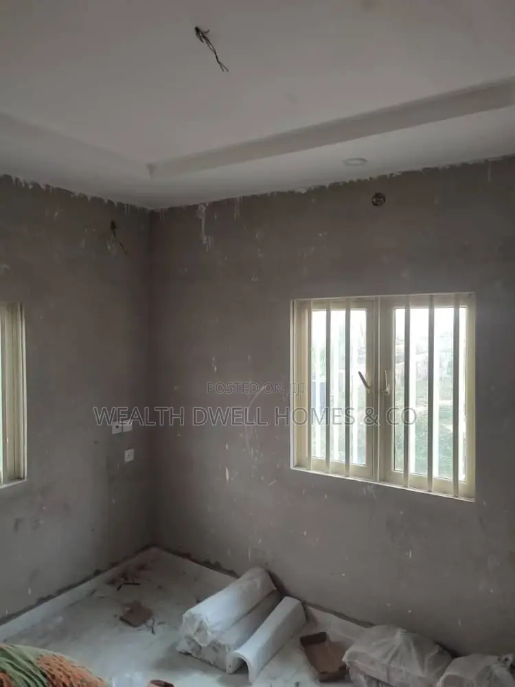 Furnished 2bdrm Block of Flats in Oba Ile Estate, Akure for rent in Akure