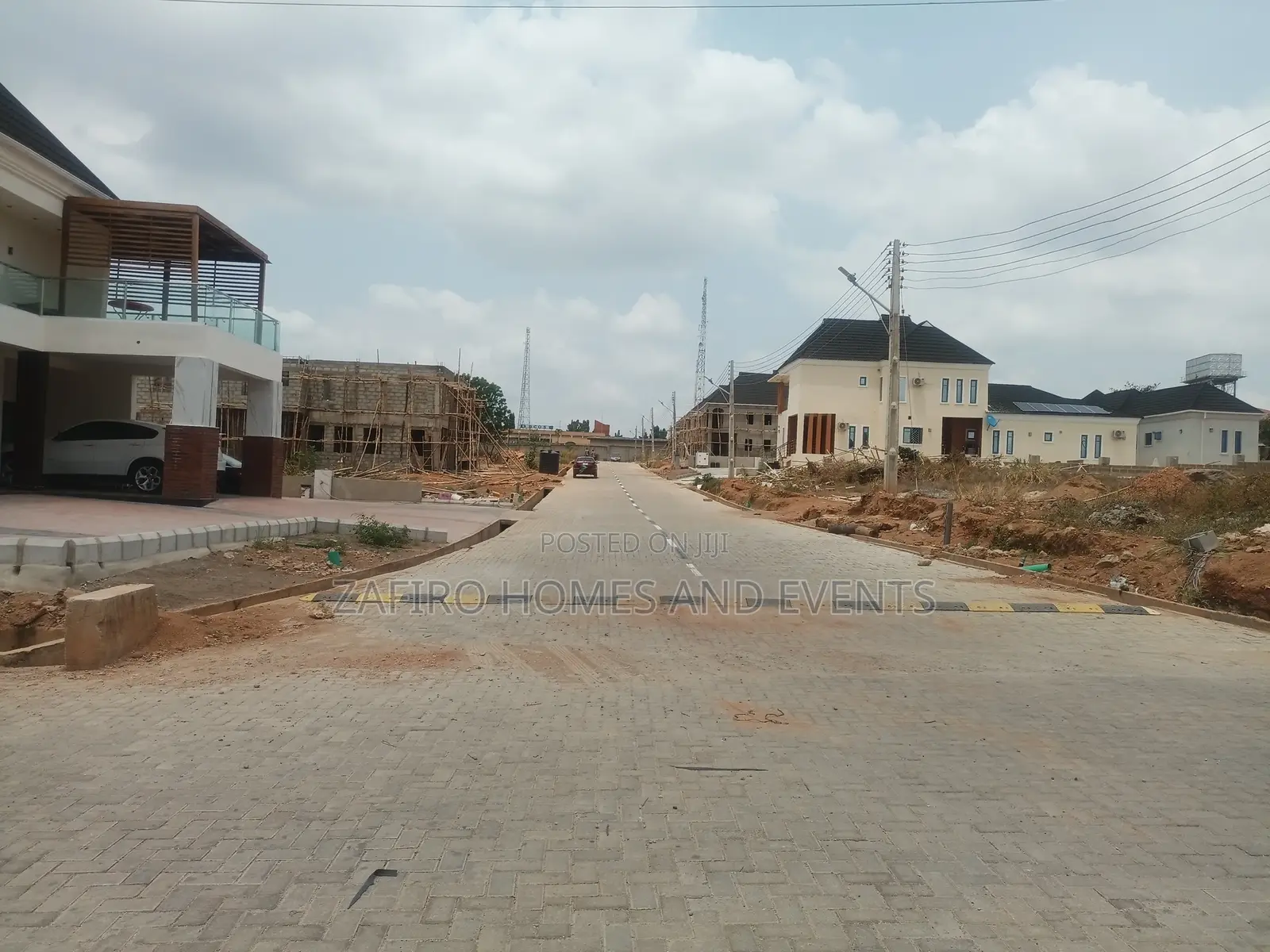 1000m2 at Beautiful Lere Adigun Gra at Bashorun Beside Bcos in Basorun