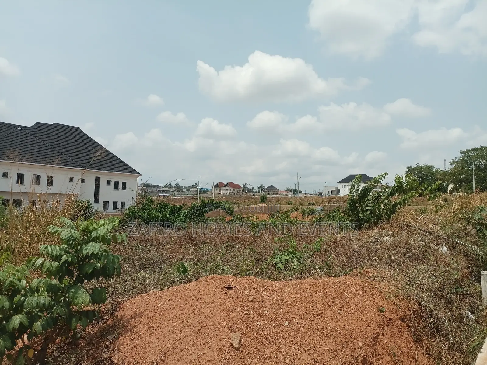 1000m2 at Beautiful Lere Adigun Gra at Bashorun Beside Bcos in Basorun
