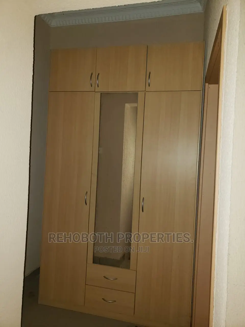 4bdrm Bungalow in Golden, Ibadan for Sale in Ibadan