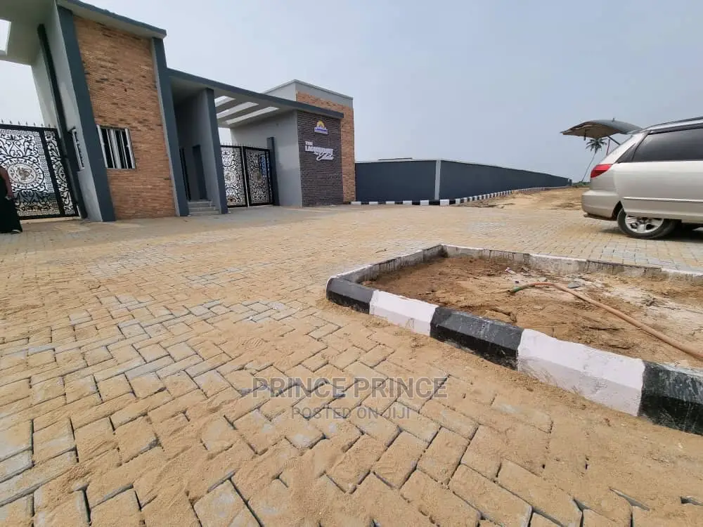 Lagoon Front Estate in Epe