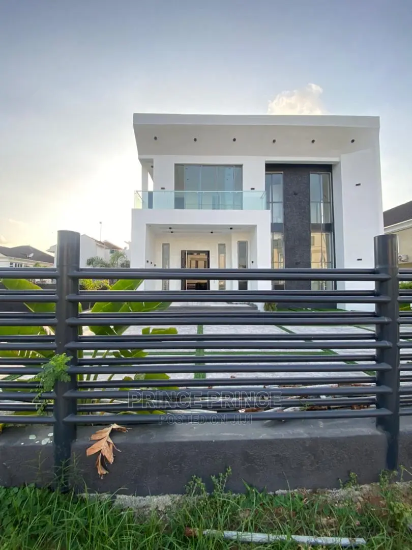 5bdrm Duplex in Lekki for Sale in Lekki