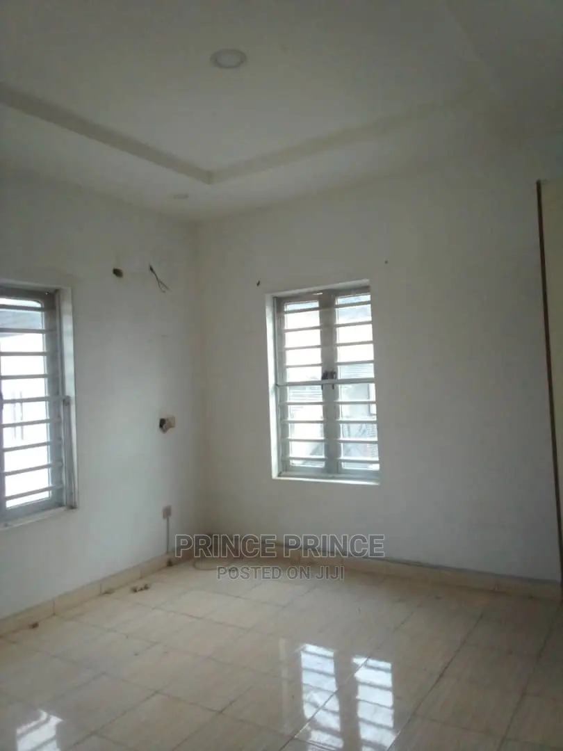 Furnished 2bdrm Block of Flats in Surulere for rent in Surulere