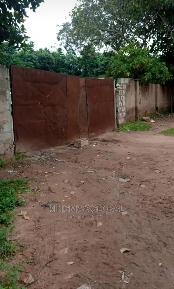 *Distress Mabushi Plot for Sale * Buildable and Liveable in Mabushi