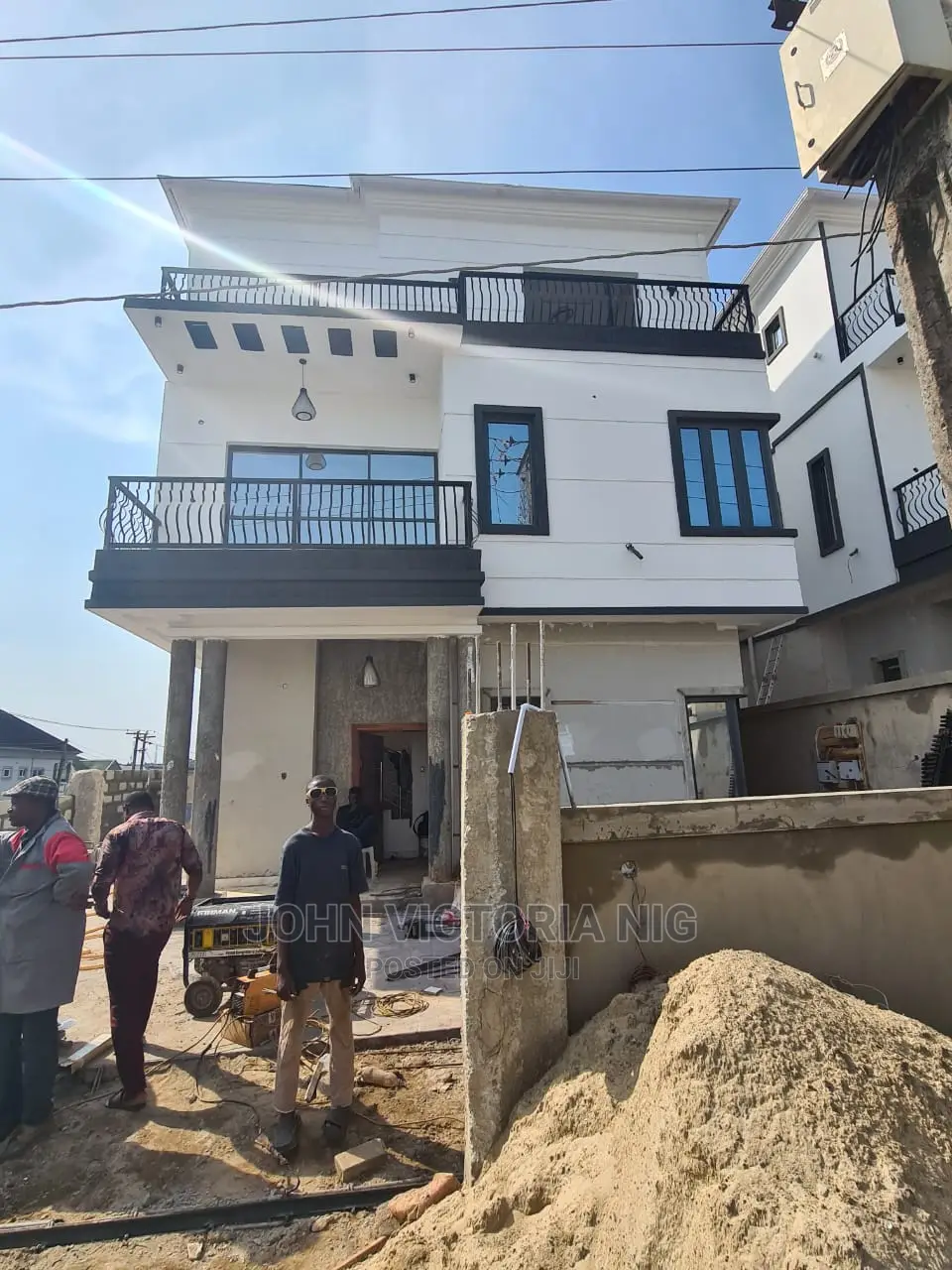 5bdrm Duplex in Magodo Fase One for sale in Magodo Isheri
