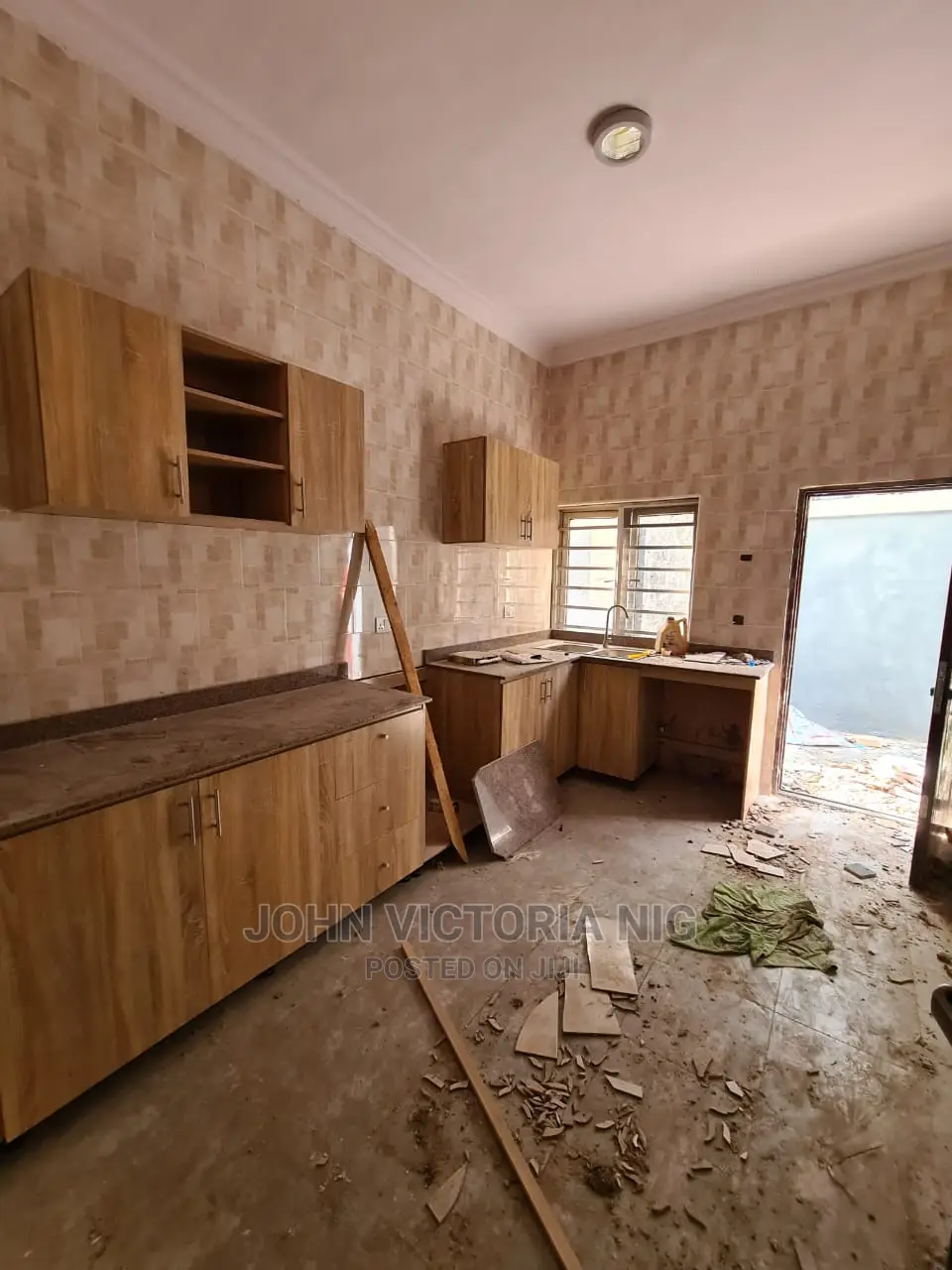 5bdrm Duplex in Magodo Fase One for Sale in Magodo Isheri