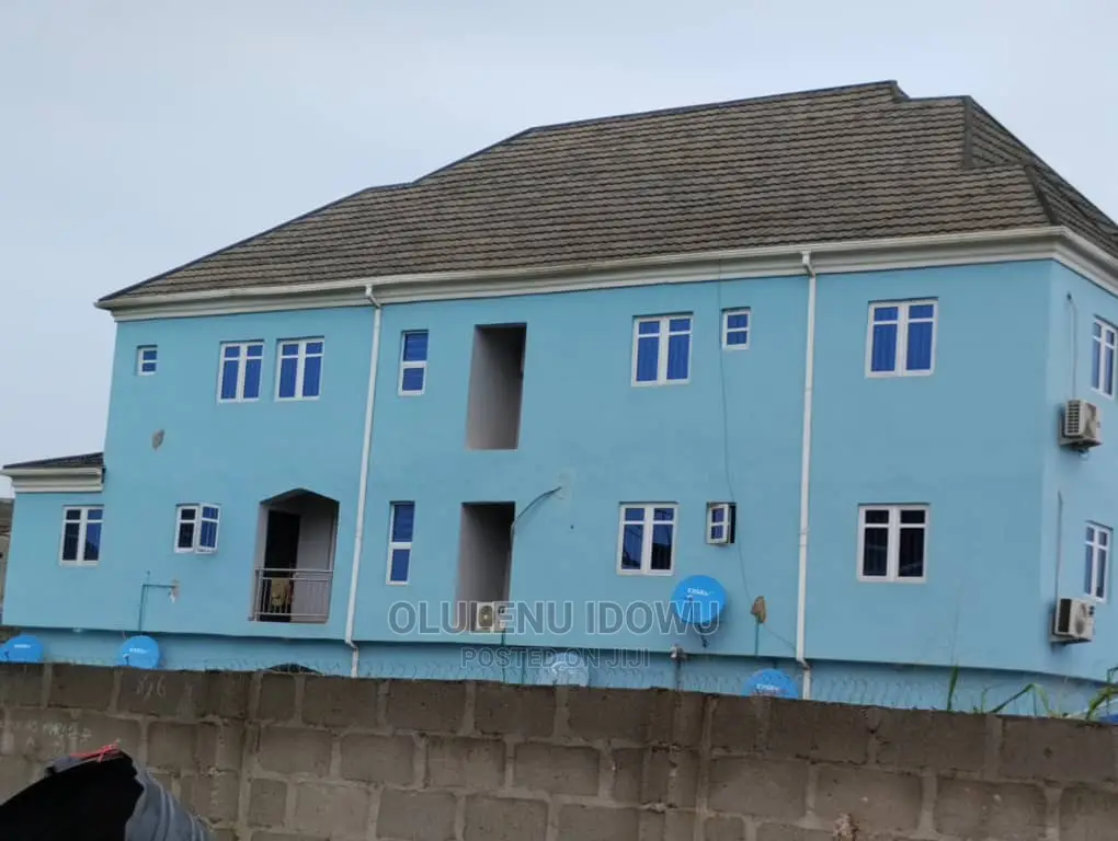 Furnished 4bdrm Duplex in Alimosho for Sale in Alimosho