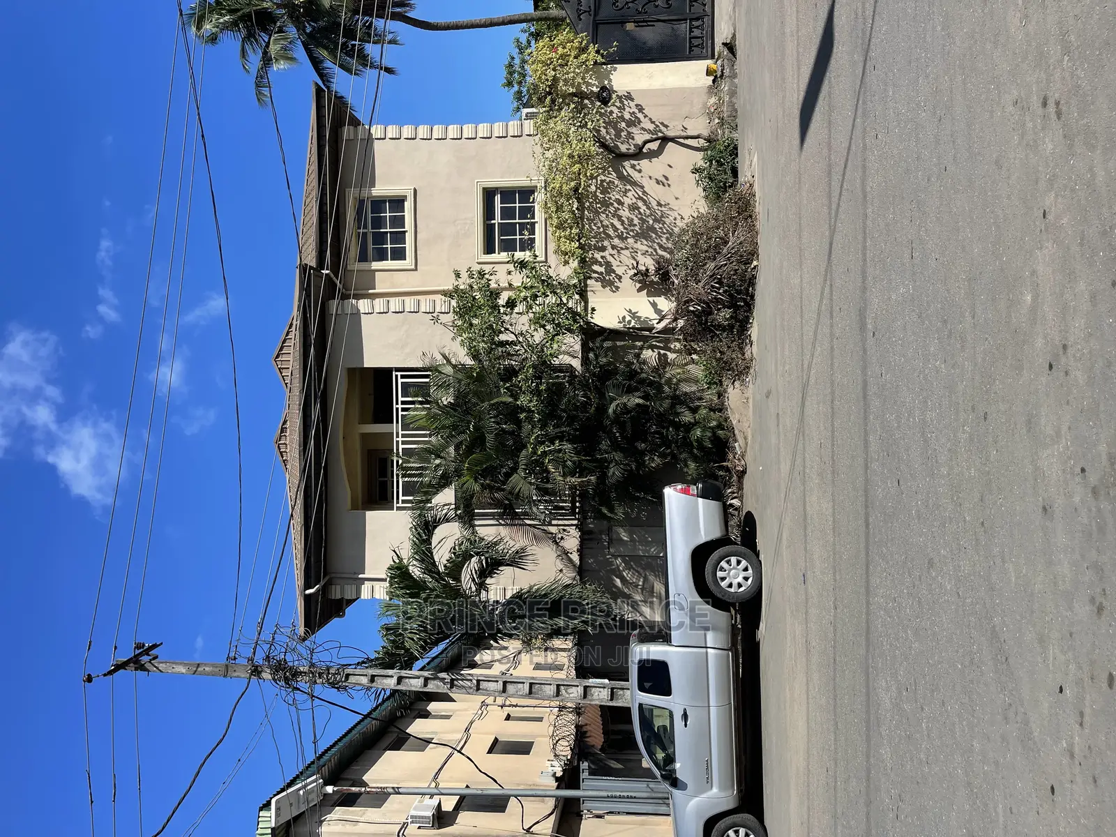 Furnished 3bdrm Block of Flats in Surulere for sale in Surulere