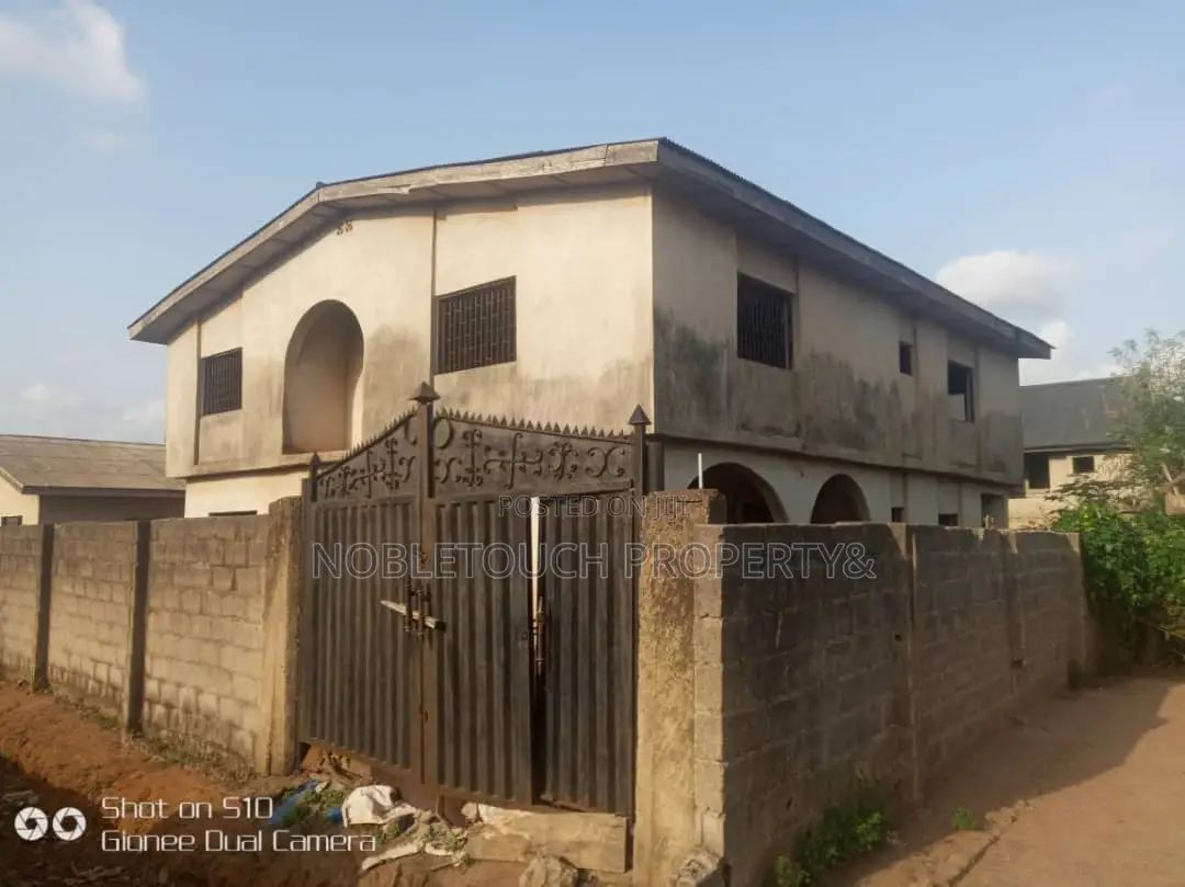6bdrm Duplex in Alagbado Ijaiye for sale in Ifako-Ijaiye