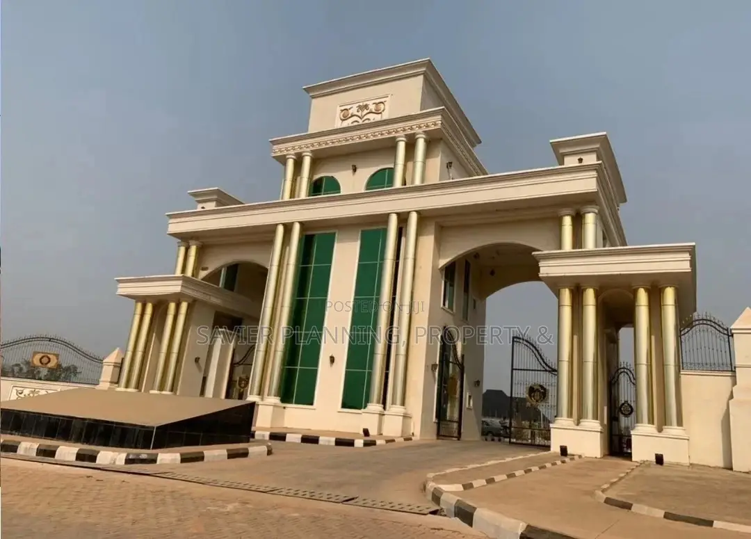 Adron Imperial Park and Gardens the Sugarland Estate in Sagamu