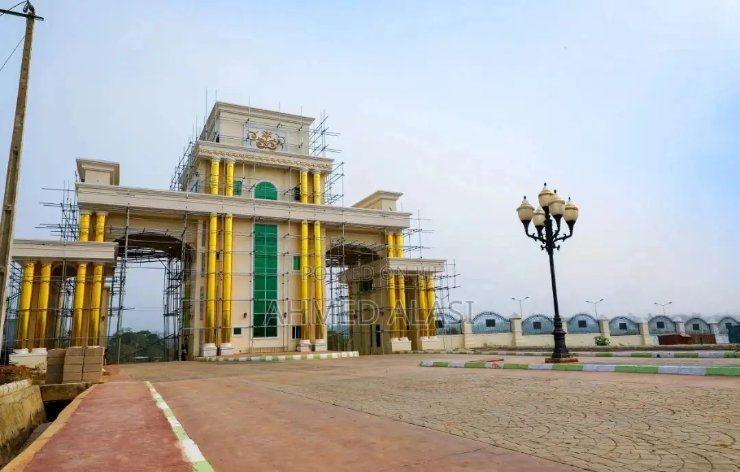 Adron Imperial Park and Gardens the Sugarland Estate in Sagamu