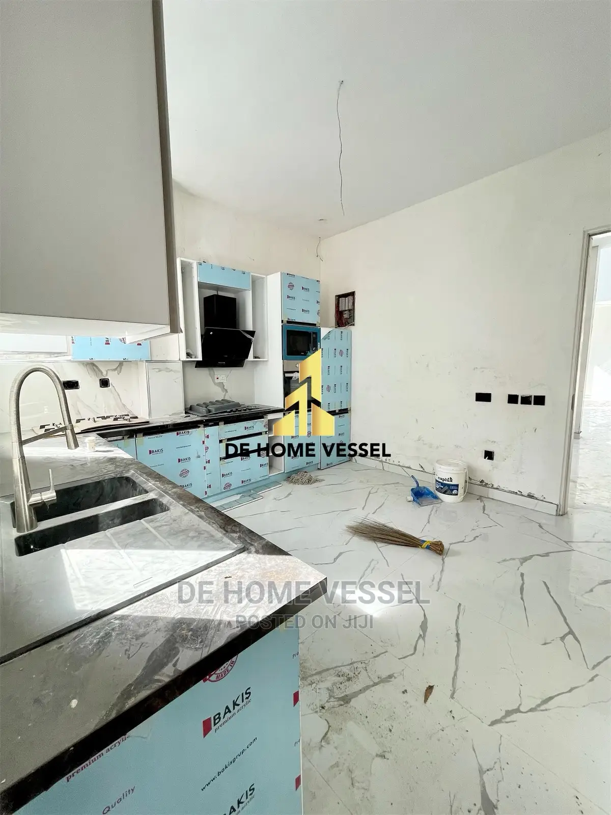 5bdrm Duplex in Old Ikoyi for Sale in Old Ikoyi