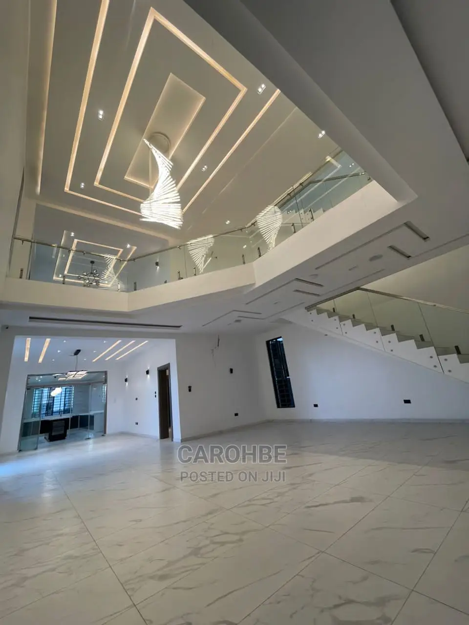 5bdrm Duplex in Osapa London for Sale in Osapa london