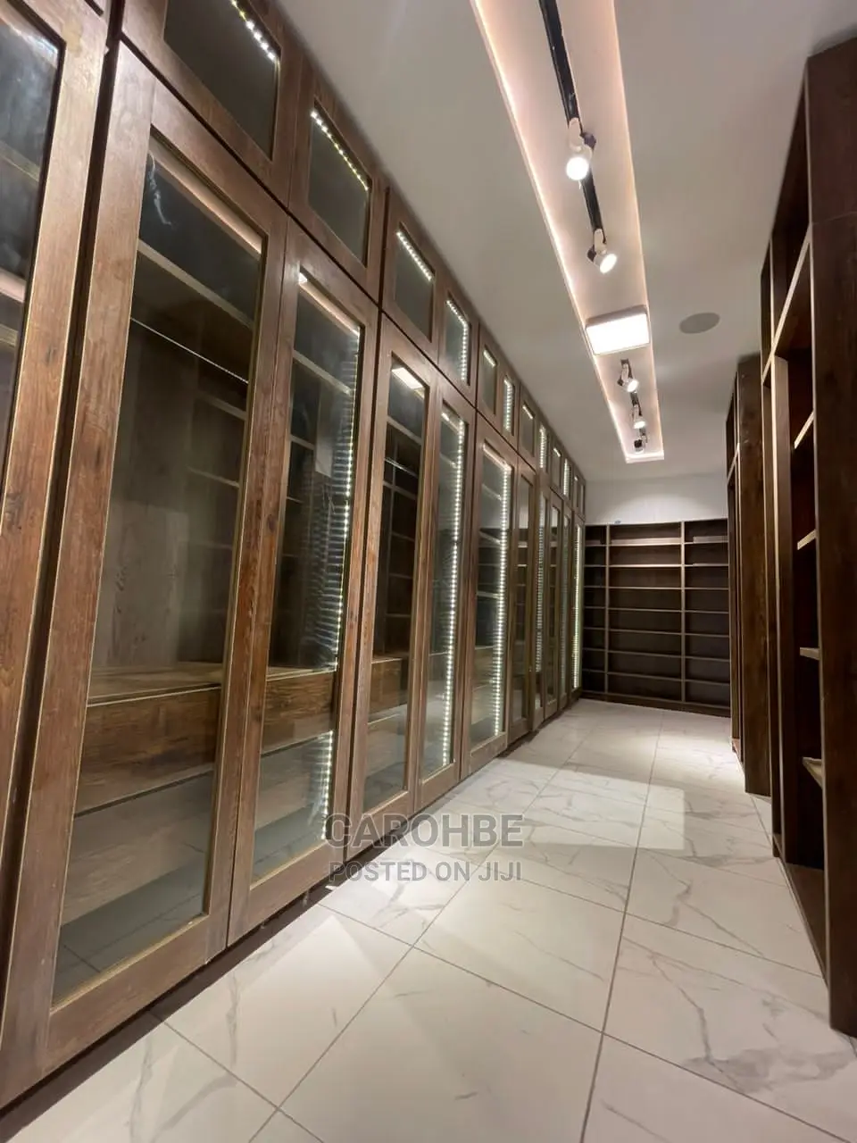 5bdrm Duplex in Osapa London for Sale in Osapa london