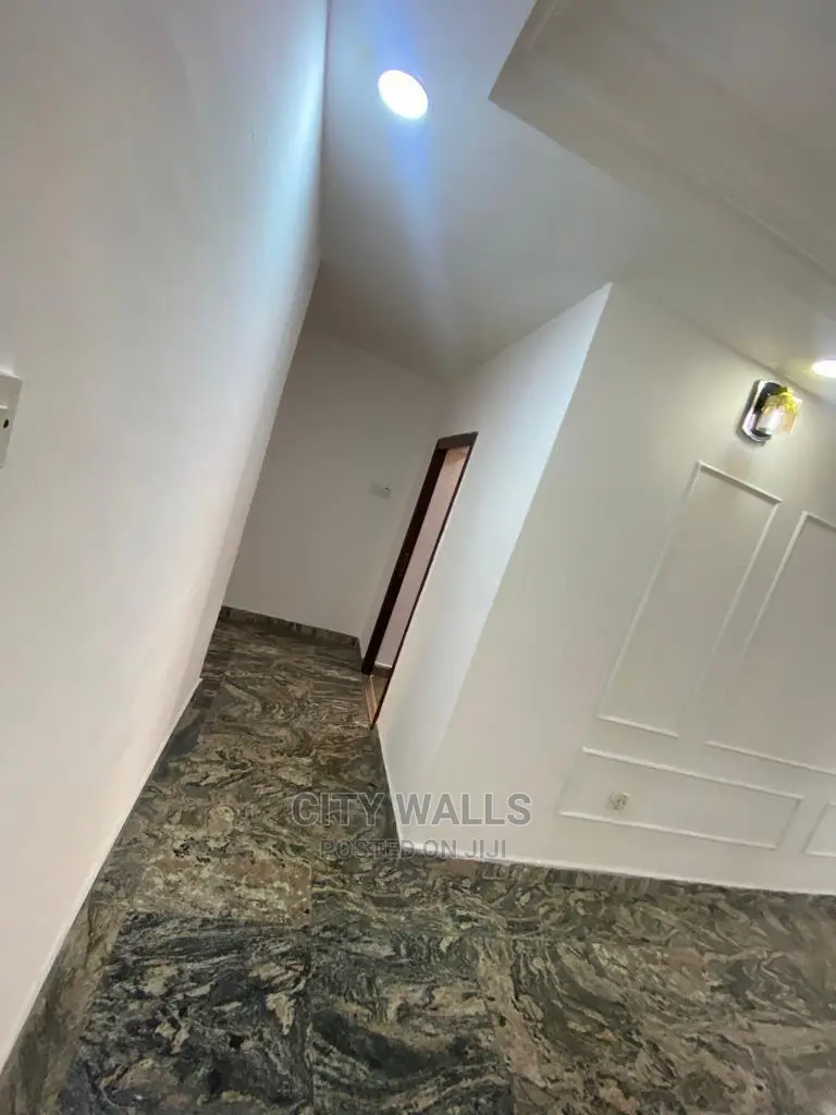 3bdrm Block of Flats in Lekki Phase 1 for rent in Lekki Phase 1