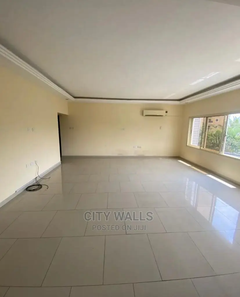 3bdrm Block of Flats in Lekki Phase 1 for Rent in Lekki Phase 1