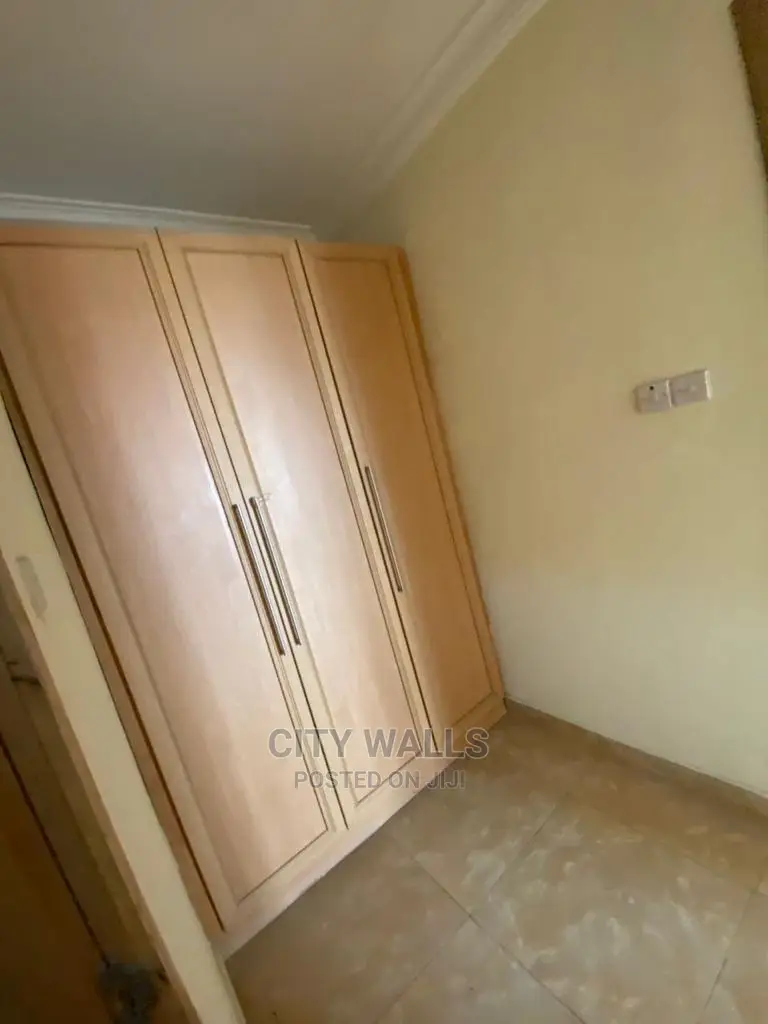 3bdrm Block of Flats in Lekki Phase 1 for Rent in Lekki Phase 1