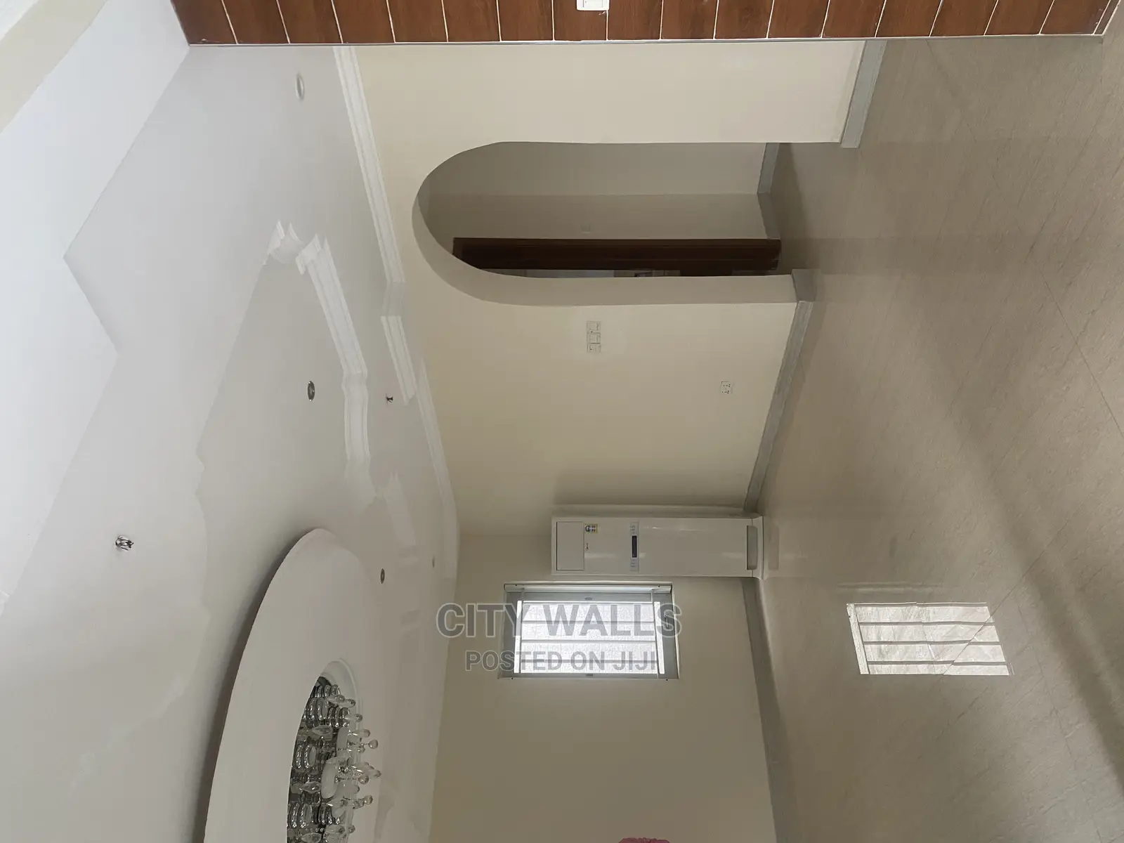 4bdrm Duplex in Chevron for Sale in Chevron