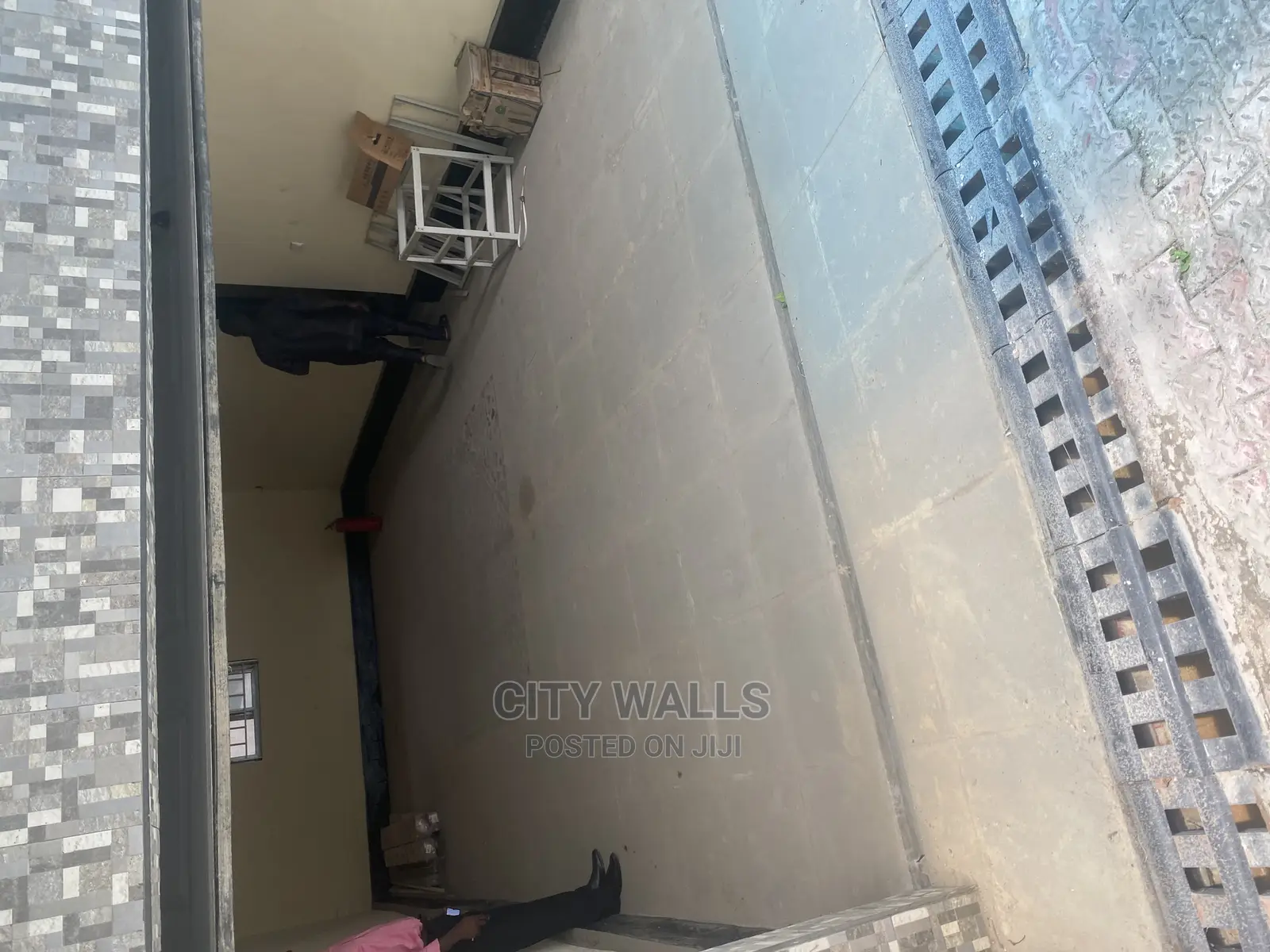 4bdrm Duplex in Chevron for Rent in Chevron