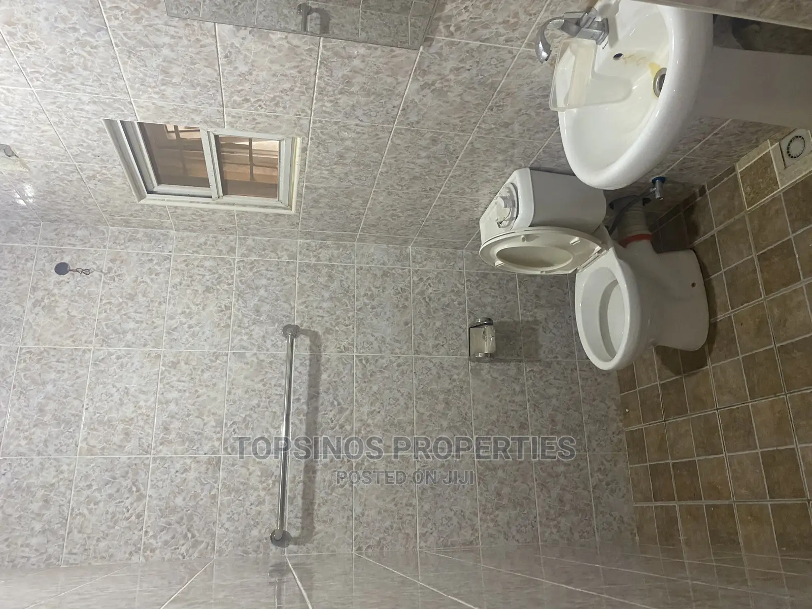 2bdrm Block of Flats in Dawaki for rent in Dawaki