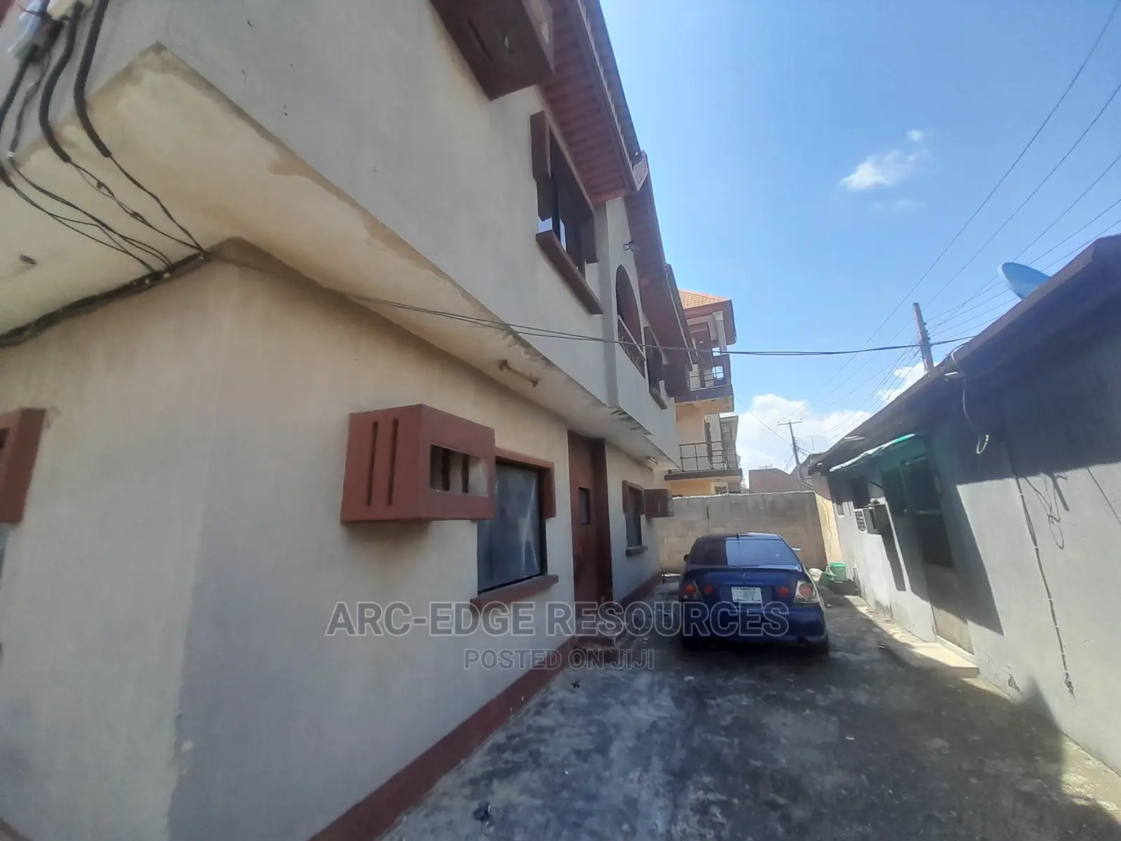 3bdrm Block of Flats in Ago Palace for sale in Ago Palace