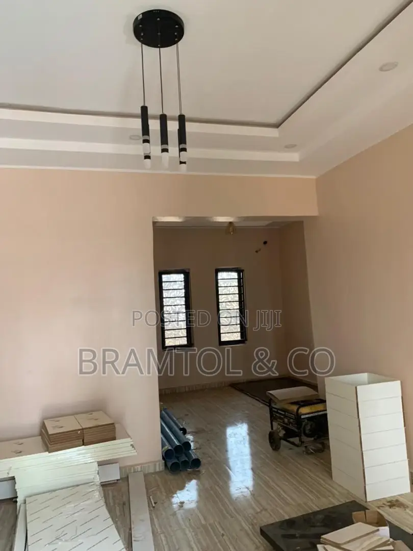 2bdrm Block of Flats in Aco, Sabon Lugbe for rent in Sabon Lugbe