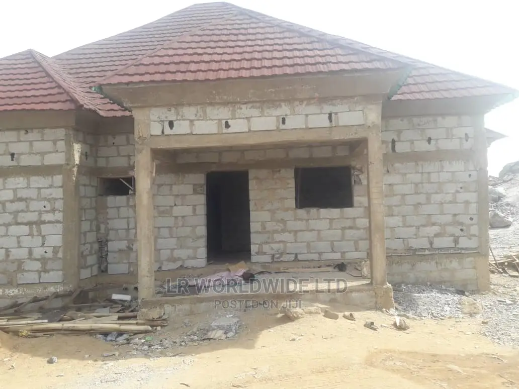 3bdrm Bungalow in Lugbe District for sale in Lugbe District