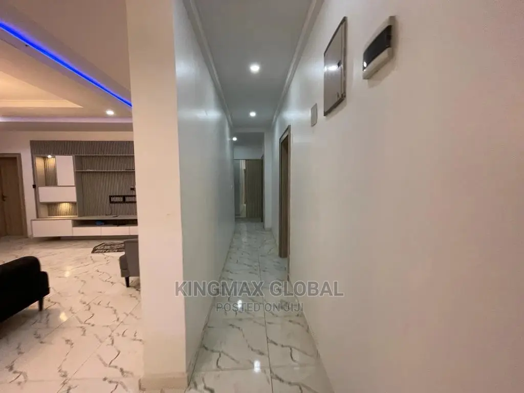Furnished 4bdrm Apartment in Jahi Apartment for sale in Jahi