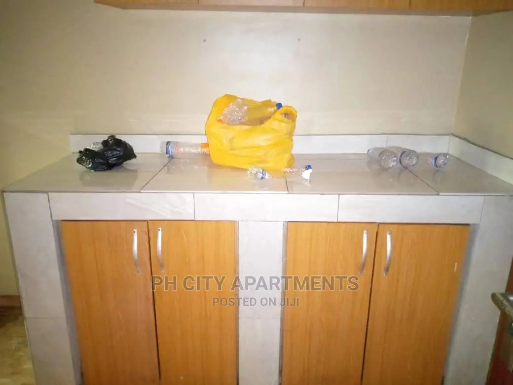 3bdrm Block of Flats in Unity Estate, Port-Harcourt for rent in Port-Harcourt