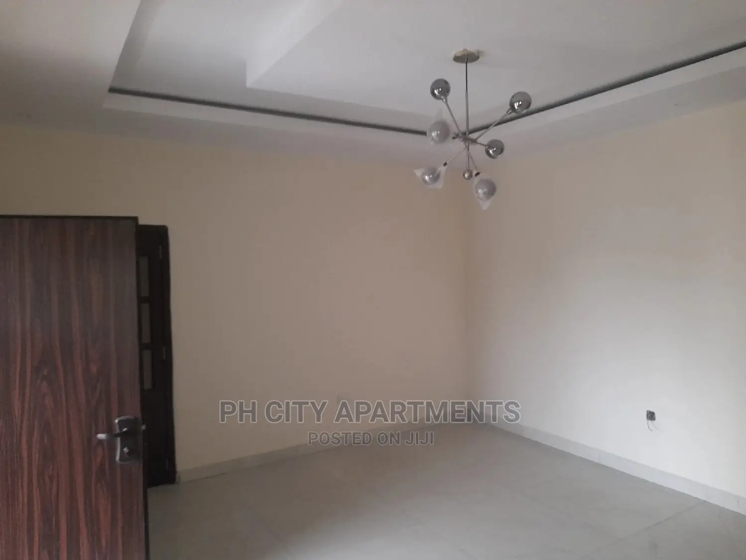 2bdrm Block of Flats in Christmas Village, Port-Harcourt for Rent in Port-Harcourt