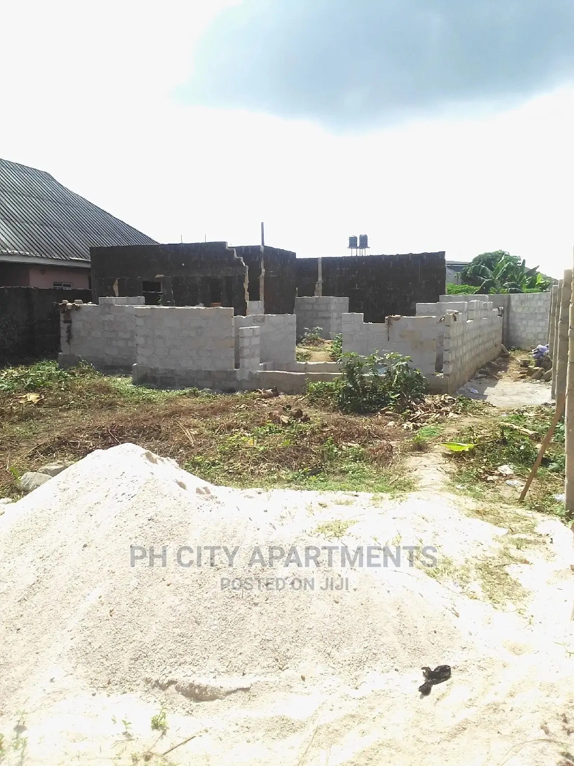 1 Plot of Land in Uzoba