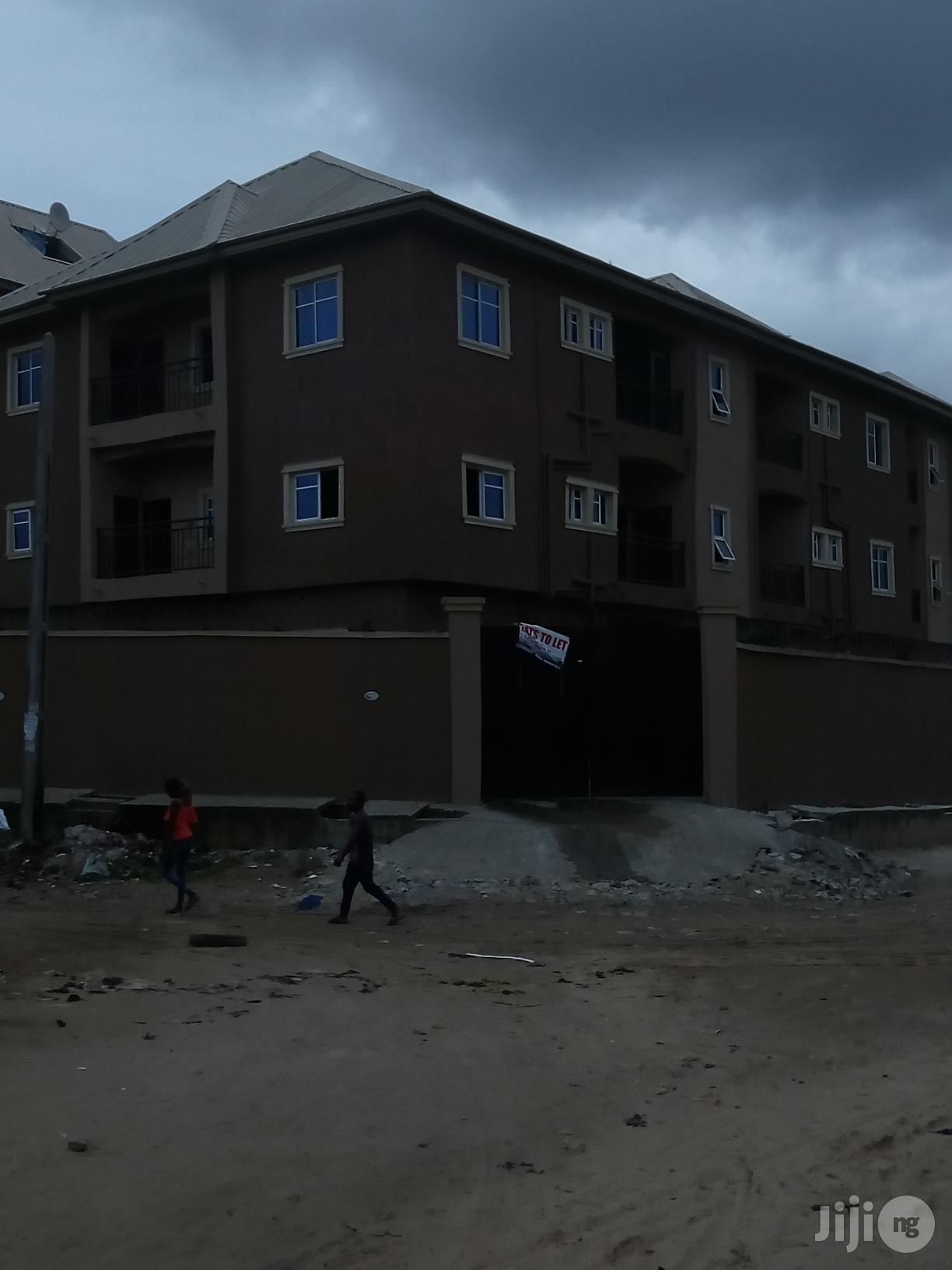 Furnished 3bdrm Apartment in Abule Ado, Amuwo-Odofin for rent in Amuwo-Odofin