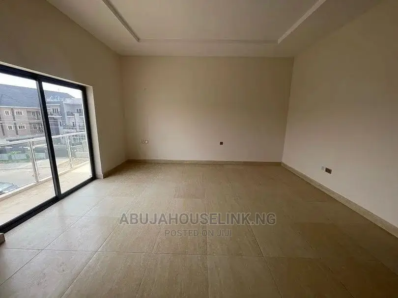 5bdrm Townhouse/Terrace in Jahi by Gilmore for Sale in Jahi