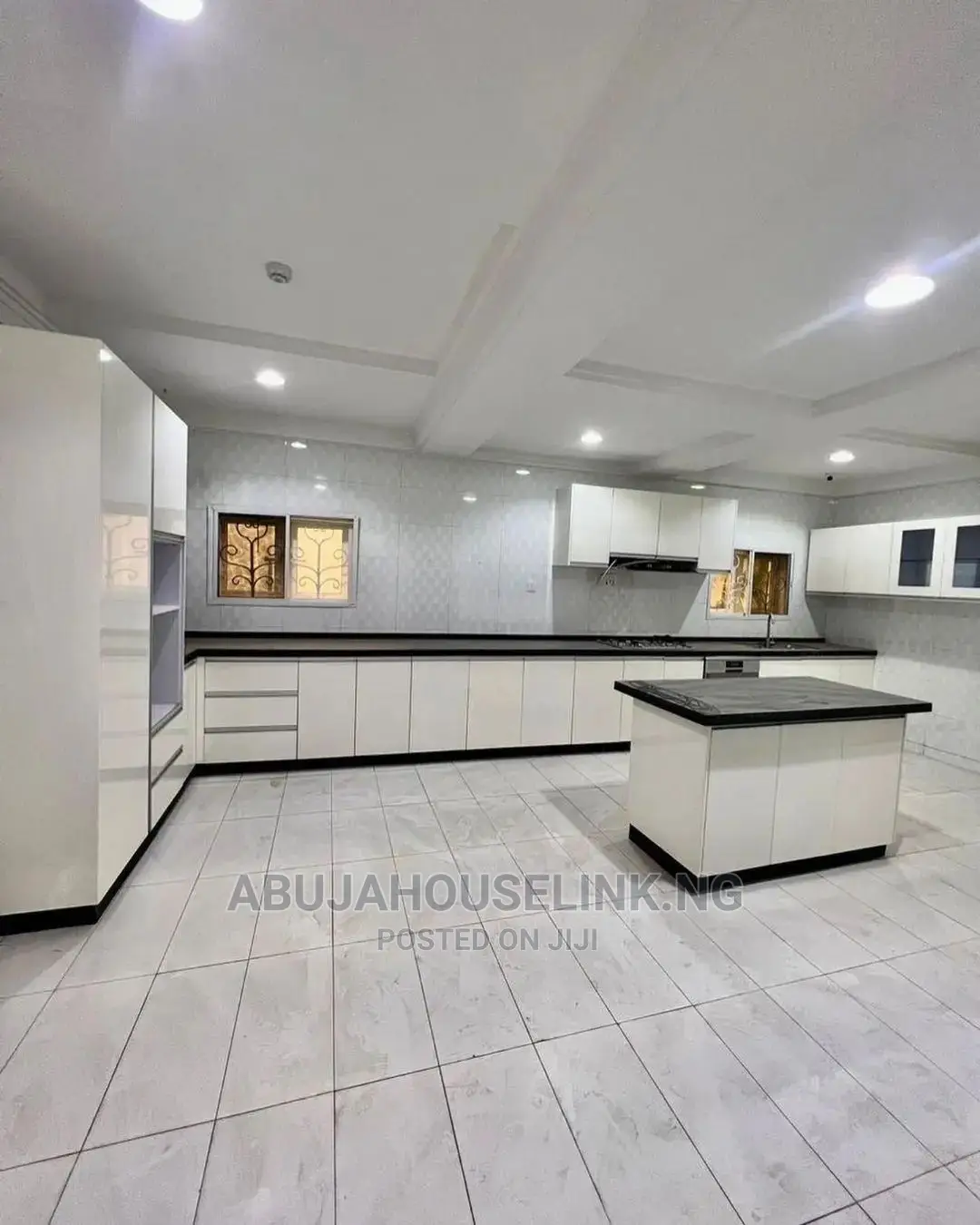 Furnished 6bdrm Duplex in Maitama Abuja for sale in Maitama