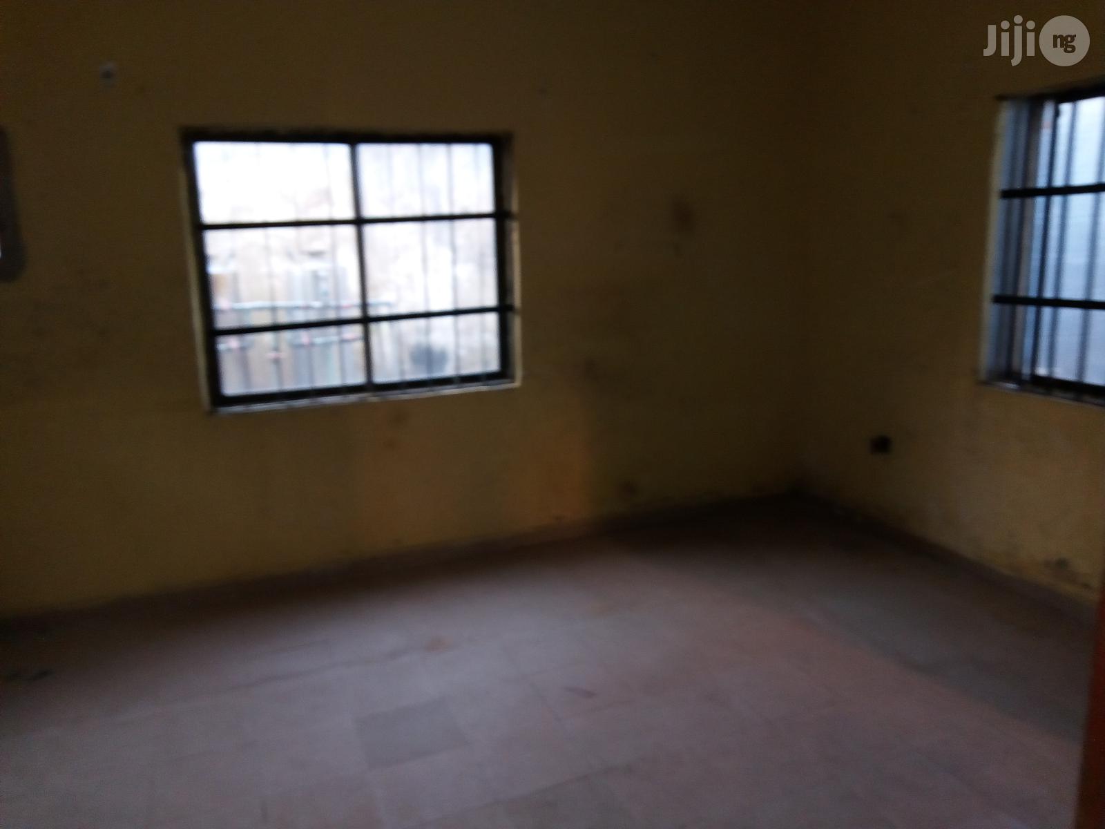 4bdrm Duplex in Amuwo-Odofin for sale in Amuwo-Odofin