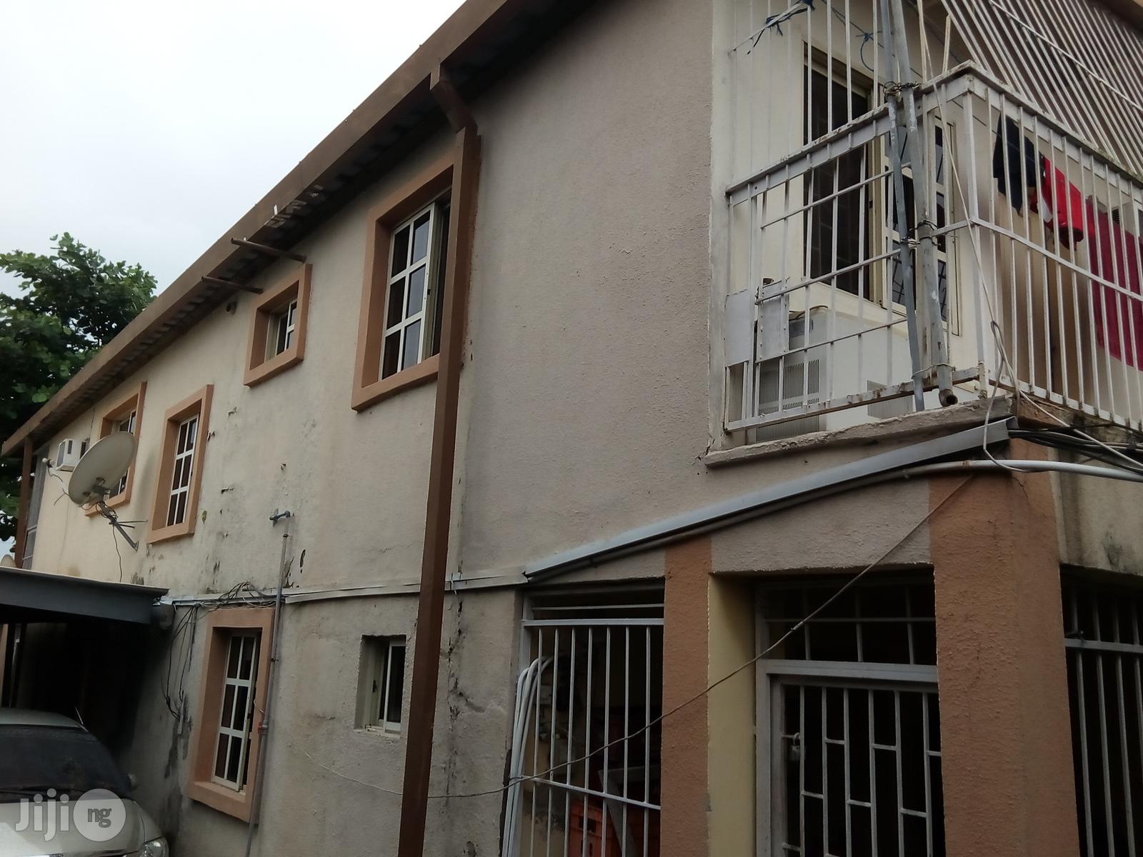 4bdrm Duplex in Amuwo-Odofin for sale in Amuwo-Odofin