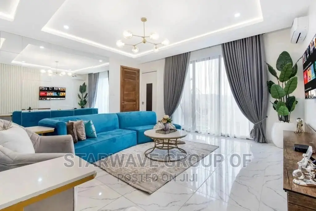 2 Bedrooms Shortlet Apartments With Swimming Pool, Lekki in Lekki
