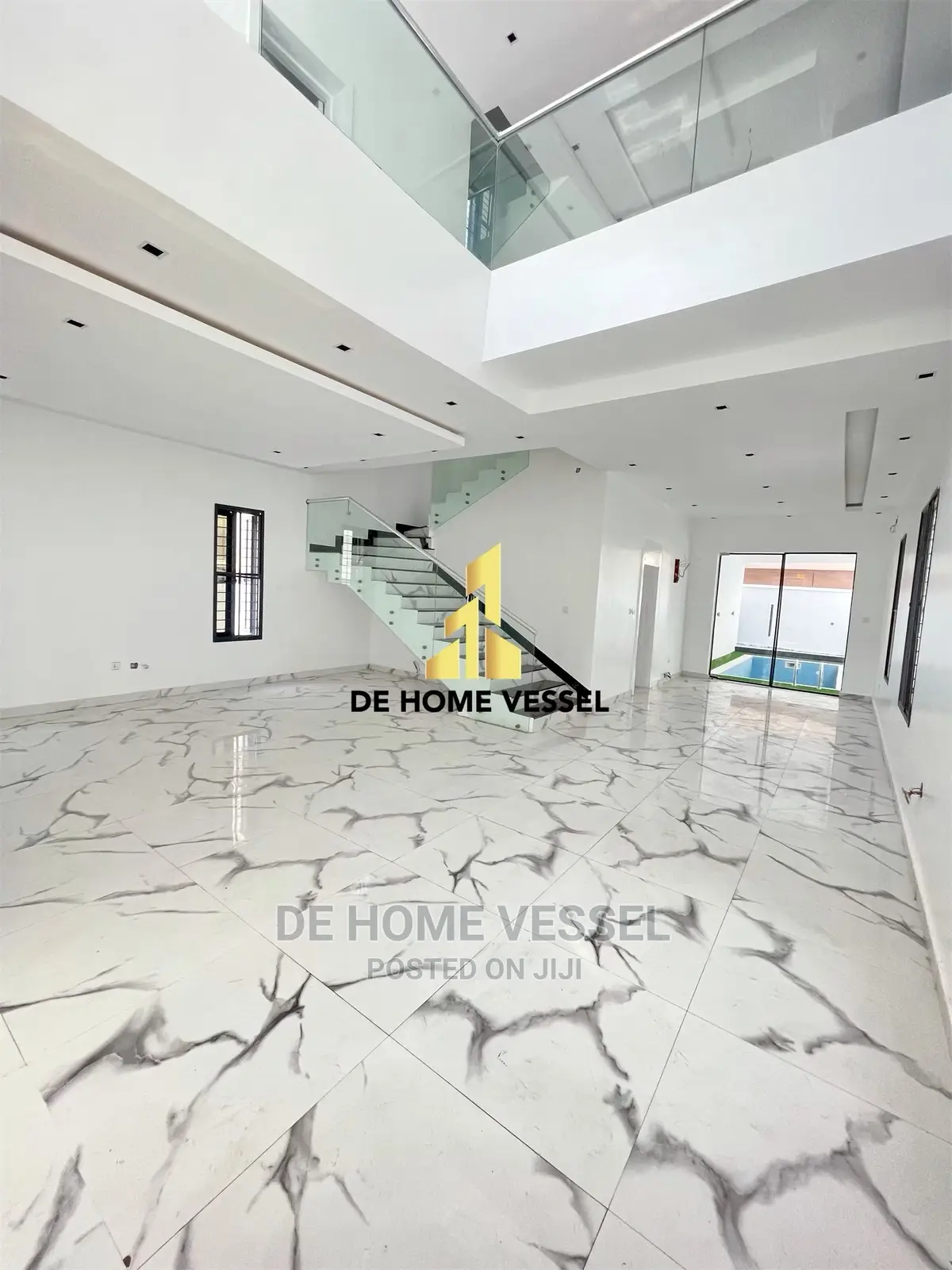 5bdrm Duplex in Ikate for Sale in Ikate