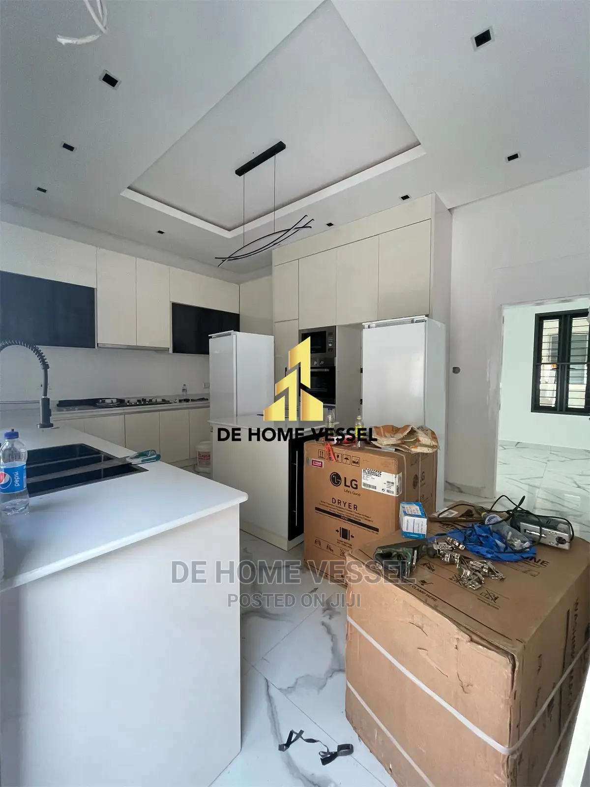 5bdrm Duplex in Ikate for Sale in Ikate